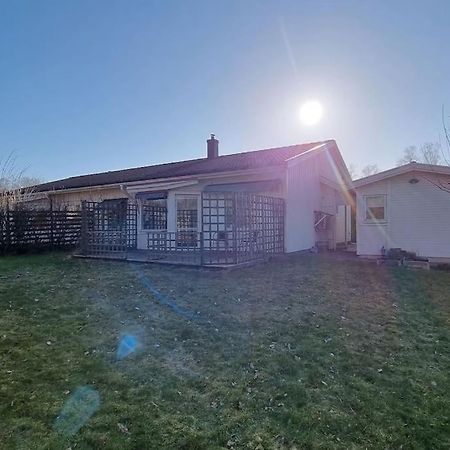 Trivsamt Parhus I Lugnt Omrade Inne I Tranas! Dış mekan fotoğraf